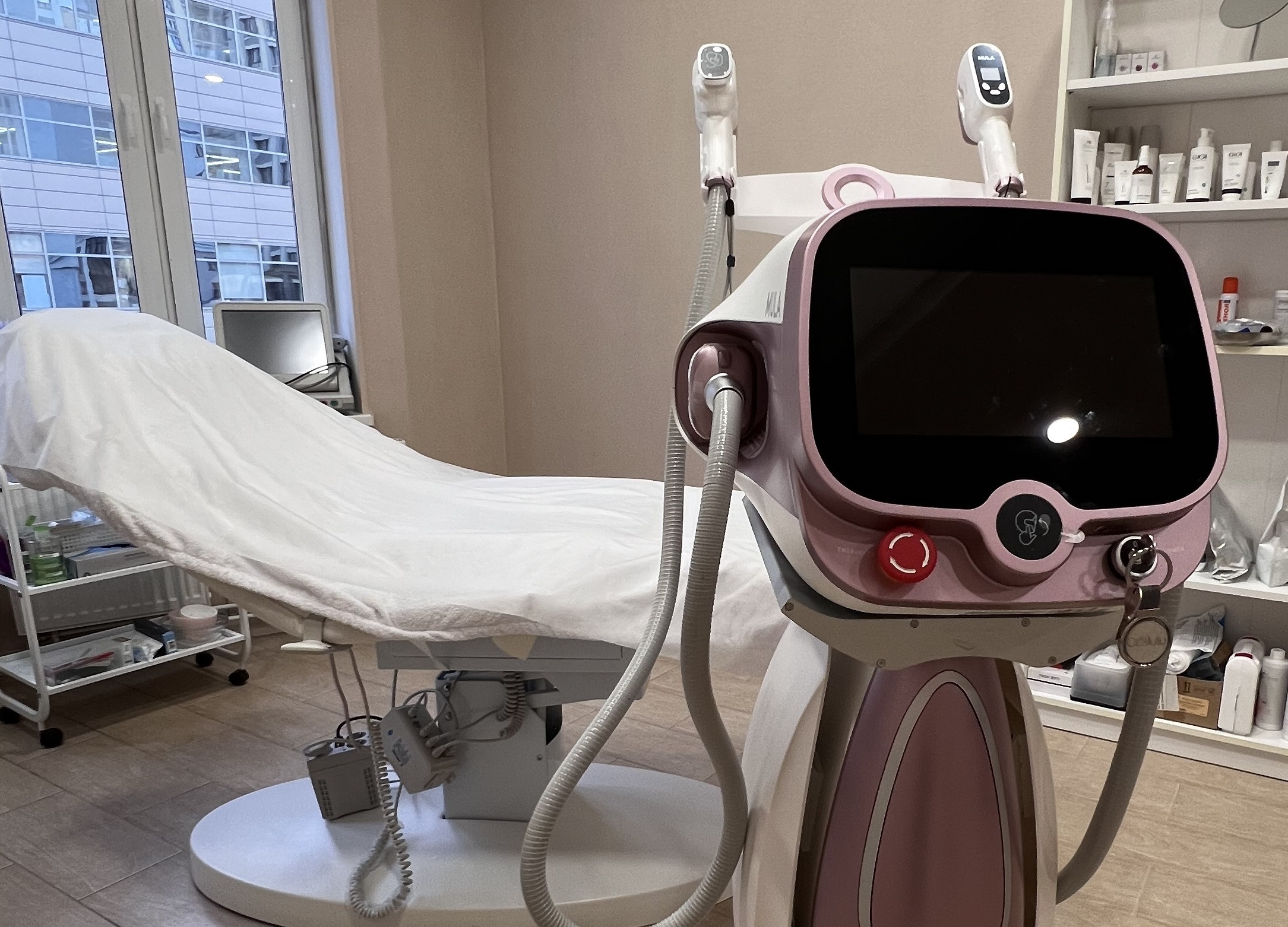 Постакне: как избавиться от следов акне современными методами