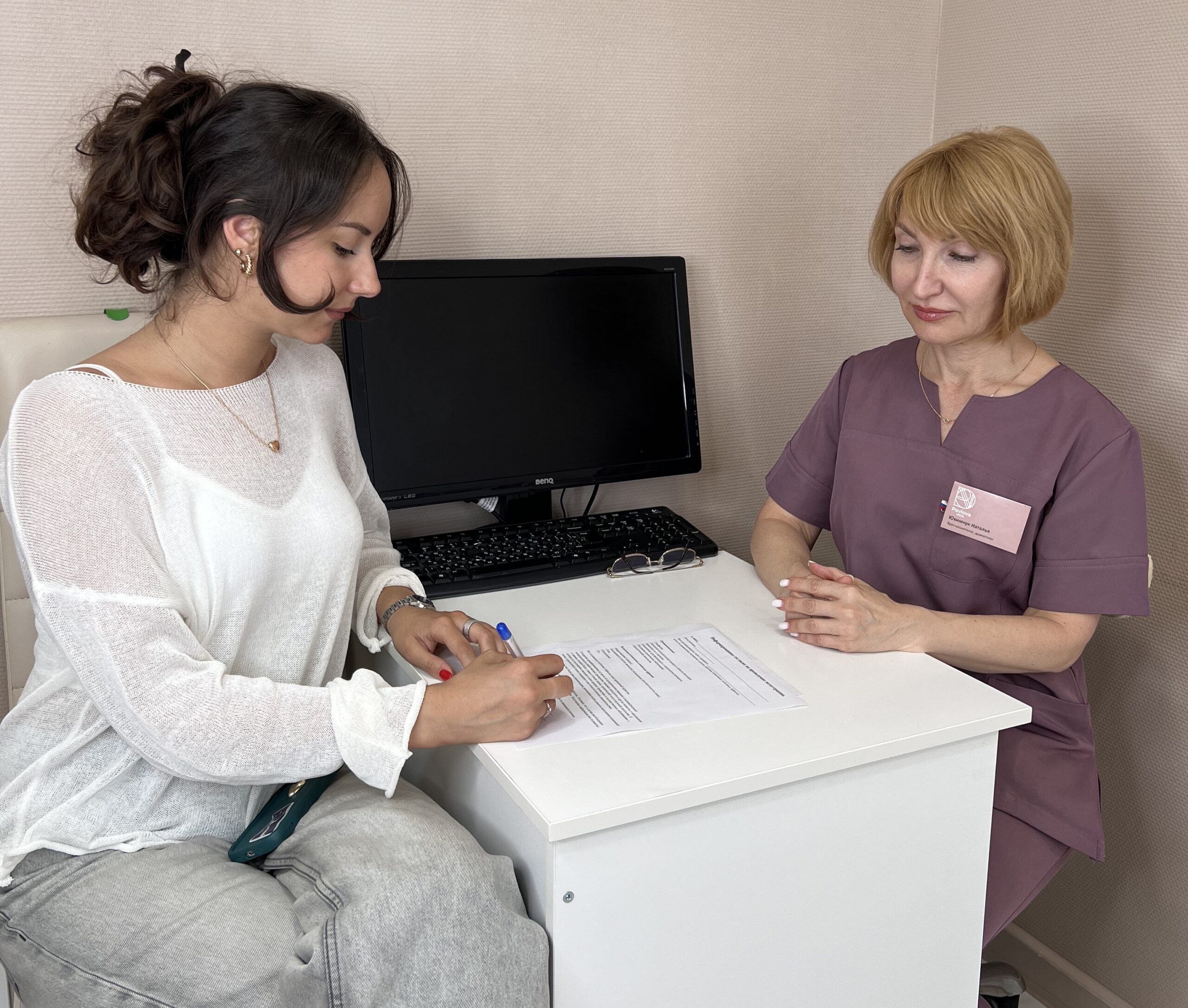 Телогеновое выпадение волос (послеродовое выпадение, диффузная алопеция)